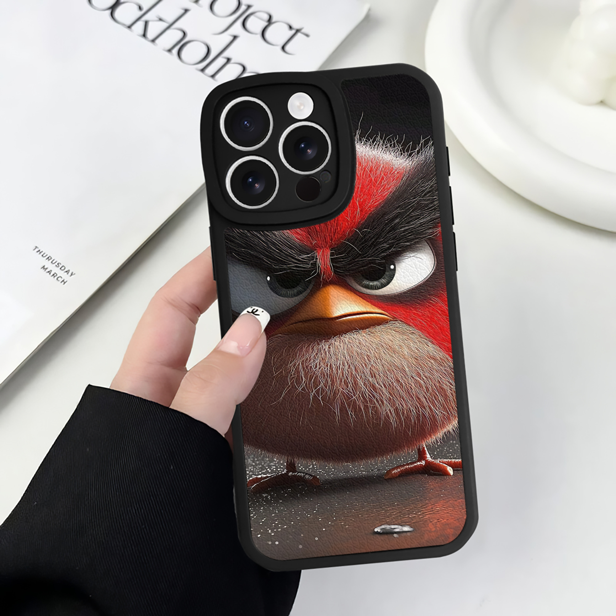 （画像用） Angry Birds アングリーバード 【iPhone 16シリーズ対応】シリコンスマホケース（レザー調） 材質：シリコン